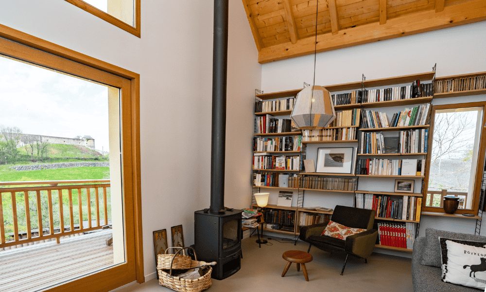 Peinture intérieure réalisée dans un salon d'une maison près de Tardets